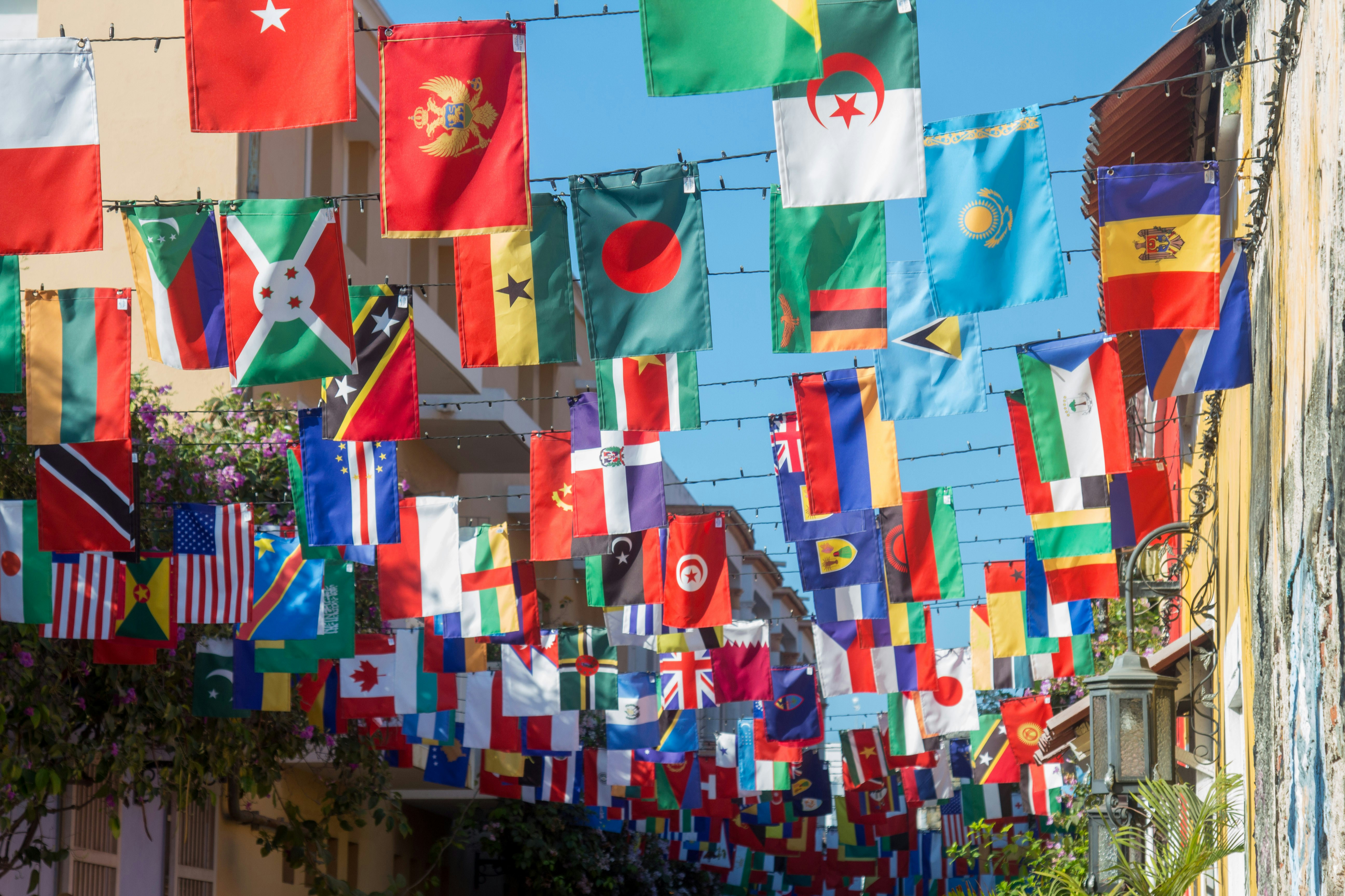 Countries & Nationalities